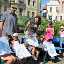 Slavnostní přivítání knihy Medvídek Lup a jeho kamarádi na Žižkově náměstí v Táboře  v létě 2008