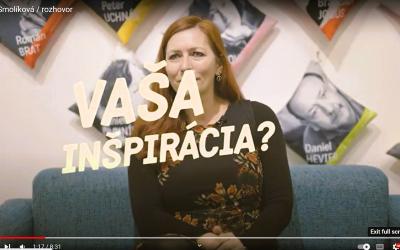 Spisovatelka Klára Smolíková při rozhovoru pro semilskou televizi