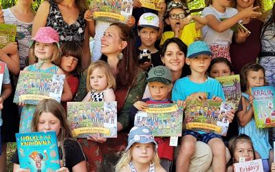 Spisovatelka Klára Smolíková a kmotra knihy Klára Issová